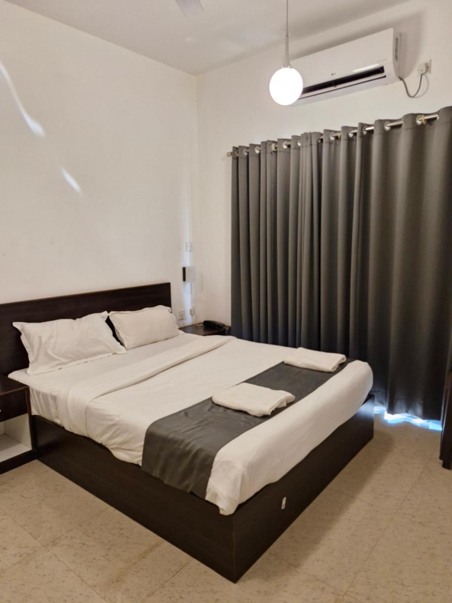 Hotel Rsa Residency Pernem Eksteriør billede